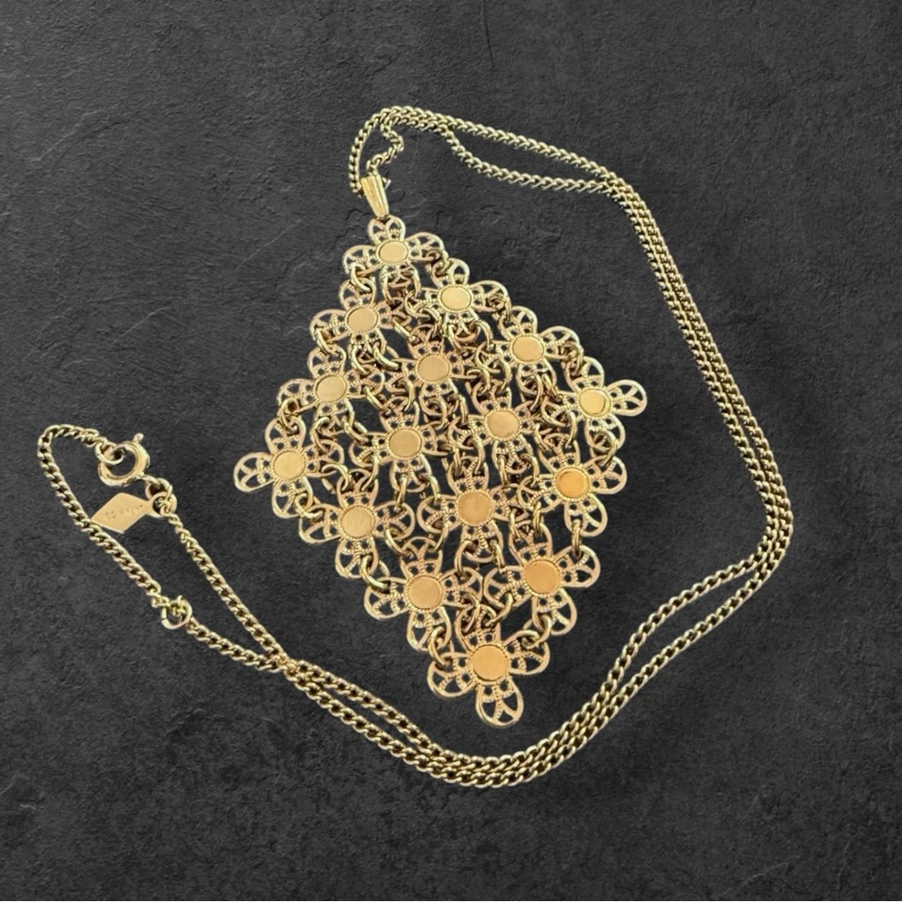 Sarah Coventry “Golden Petals” 1971 Statement Necklace - Picture 3 of 4